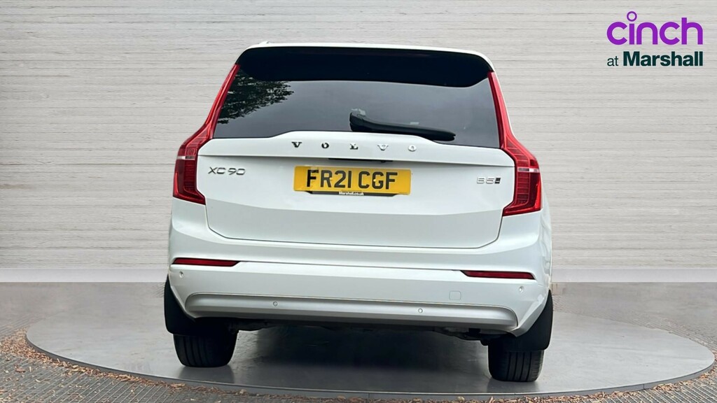 Volvo XC90 Xc90 2.0 B5d 235 Momentum Awd Geartronic White #4