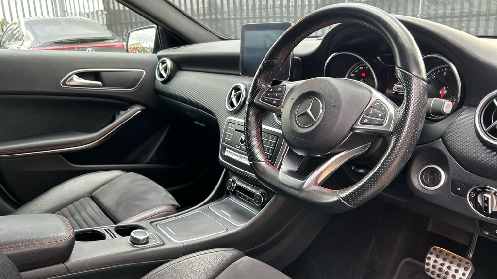 Mercedes-Benz A Class A Class A200 Amg Line Premium PL67GHF Silver #3