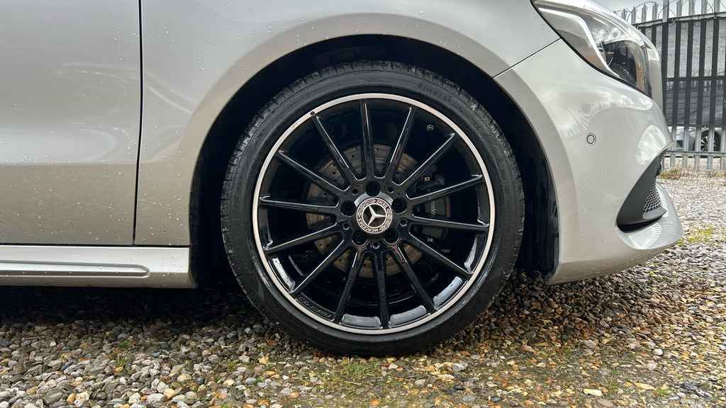 Mercedes-Benz A Class A Class A200 Amg Line Premium PL67GHF Silver #5