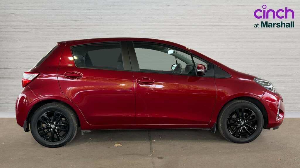 Toyota Yaris Yaris 1.5 Vvt-i Icon Tech Red #2