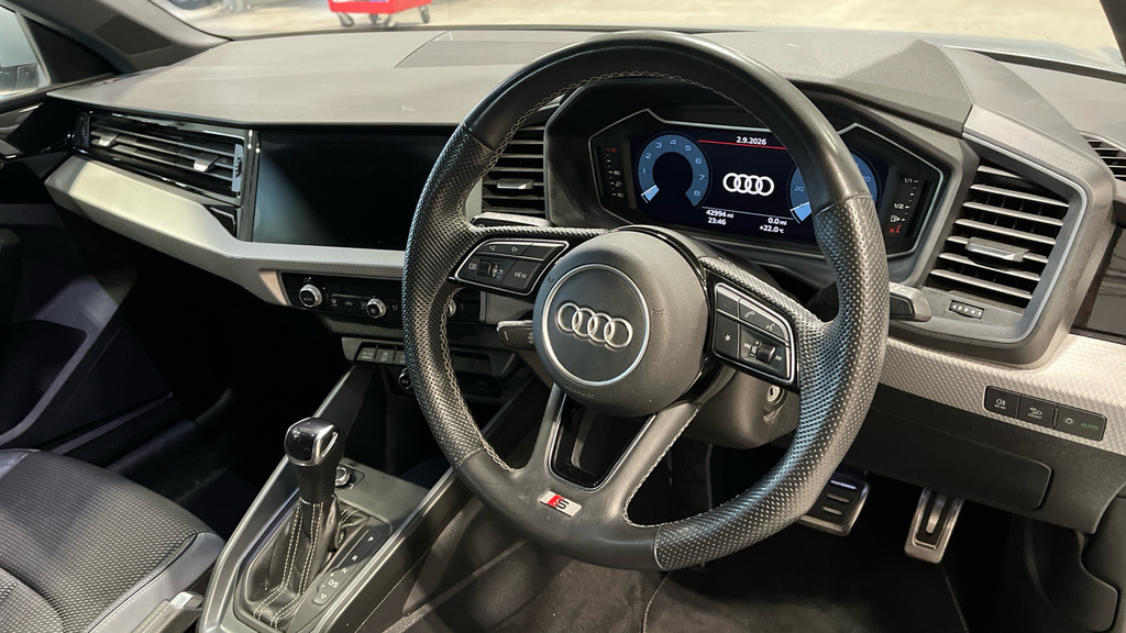 Audi A1 A1 35 Tfsi S Line S Tronic LX72UCY Grey #6