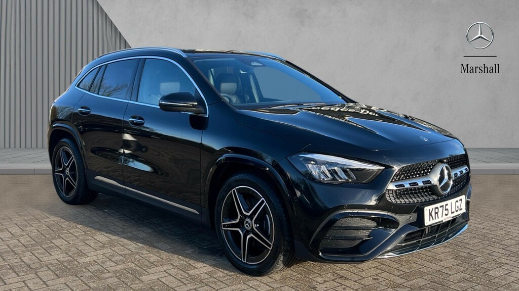 Mercedes-Benz GLA Class Gla 220D 4Matic Amg Line Executive Black
