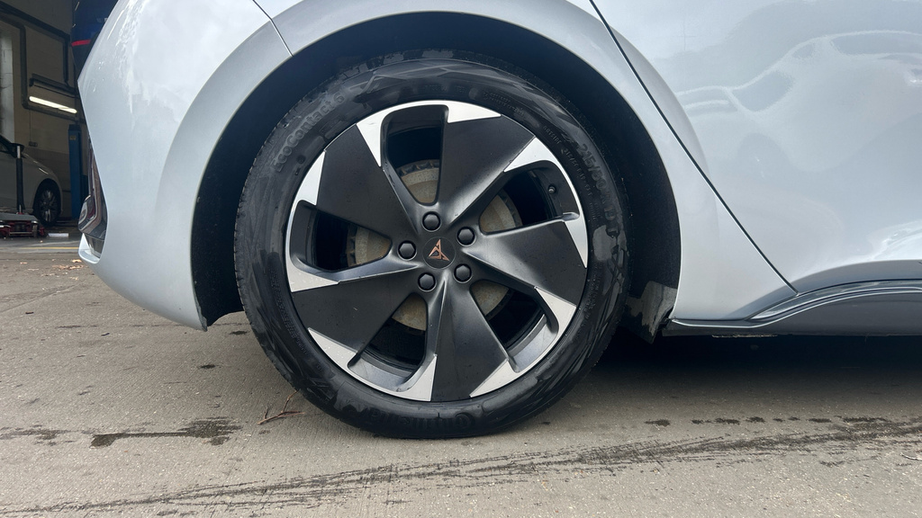 Cupra Born Born 150Kw V2 58Kwh FX24XVB Silver #5