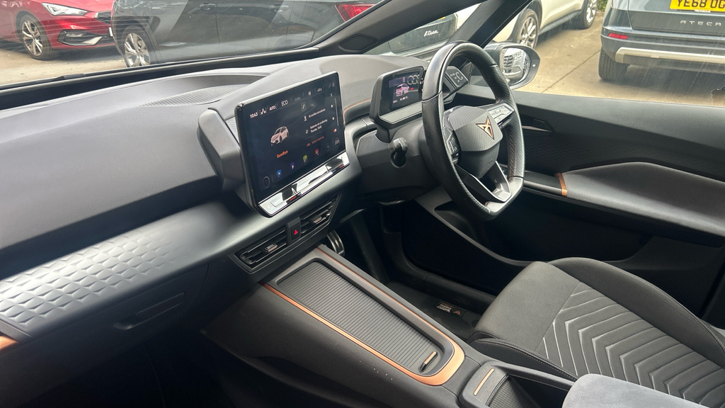 Cupra Born Born 150Kw V2 58Kwh FX24XVB Silver #2
