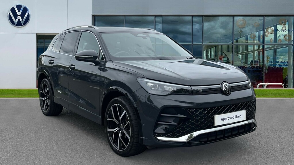 Volkswagen Tiguan Tiguan 1.5 Etsi 150 R-line Dsg Grey
