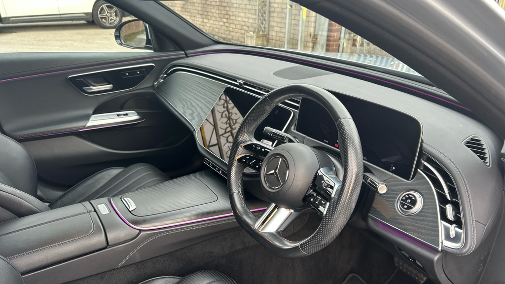 Mercedes-Benz E Class E Class E220d Amg Line 9G-tronic YM73CYC Silver #3
