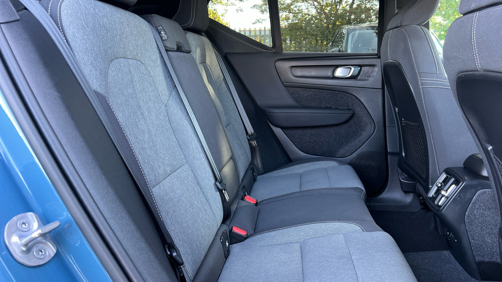 Volvo XC40 Xc40 2.0 B3p Plus Dark KN73JGV Blue #6