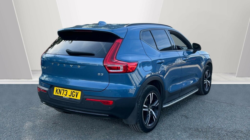 Volvo XC40 Xc40 2.0 B3p Plus Dark KN73JGV Blue #2