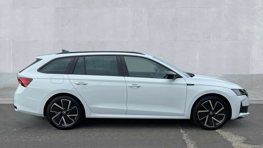 Skoda Octavia Octavia 1.5 Tsi 150 Sportline White #4