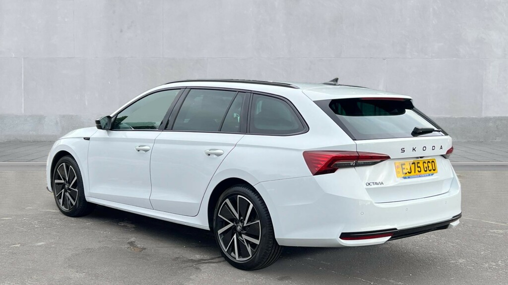 Skoda Octavia Octavia 1.5 Tsi 150 Sportline White #3