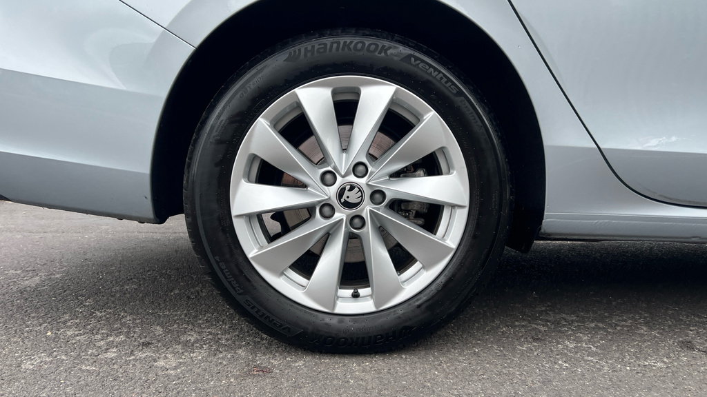 Skoda Superb Superb 1.5 Tsi E-tec Se Technology Dsg EK26RVZ Silver #5