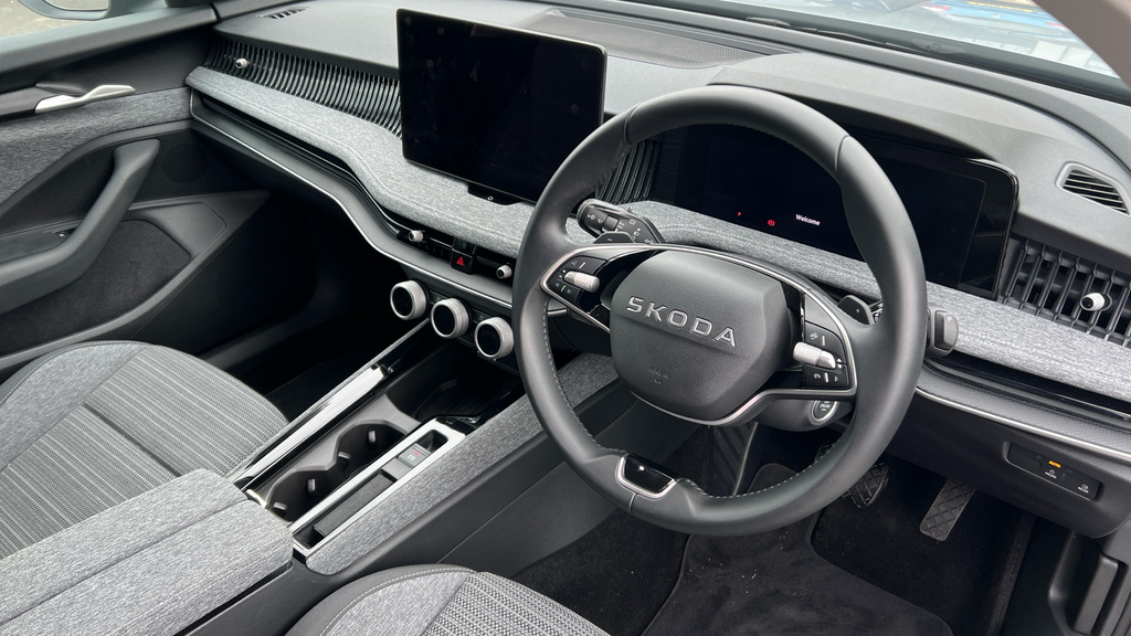 Skoda Superb Superb 1.5 Tsi E-tec Se Technology Dsg EK26RVZ Silver #6