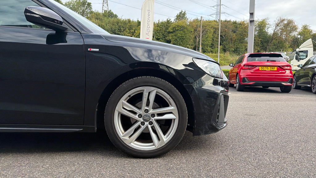 Audi A1 A1 25 Tfsi S Line HJ69ZFH Black #5