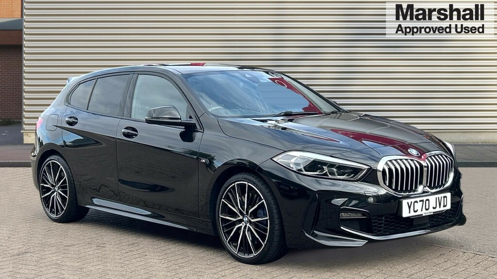 BMW 1 Series 1 Series 118D M Sport Step Black