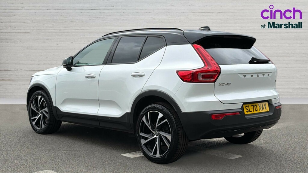 Volvo XC40 Xc40 2.0 B4p R Design Pro SL70XAV White #5