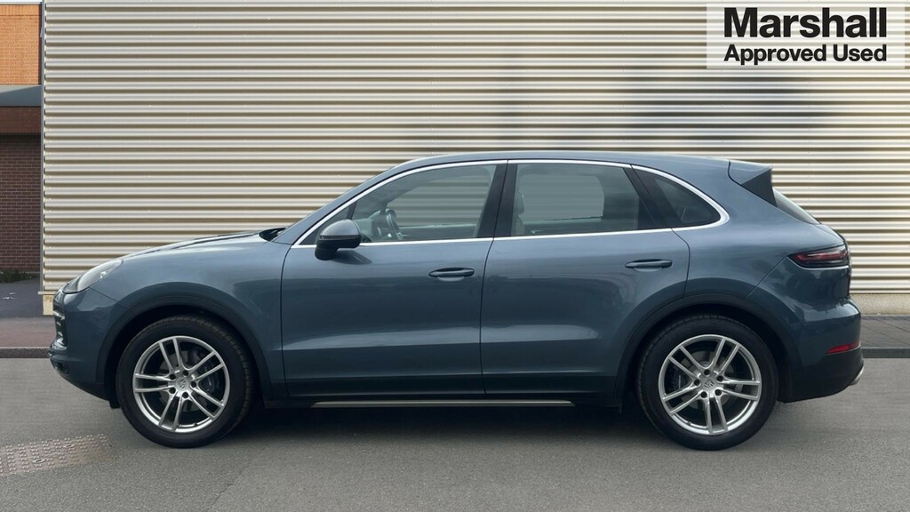 Porsche Cayenne Cayenne Estate Tiptronic S RK19FXE Blue #6