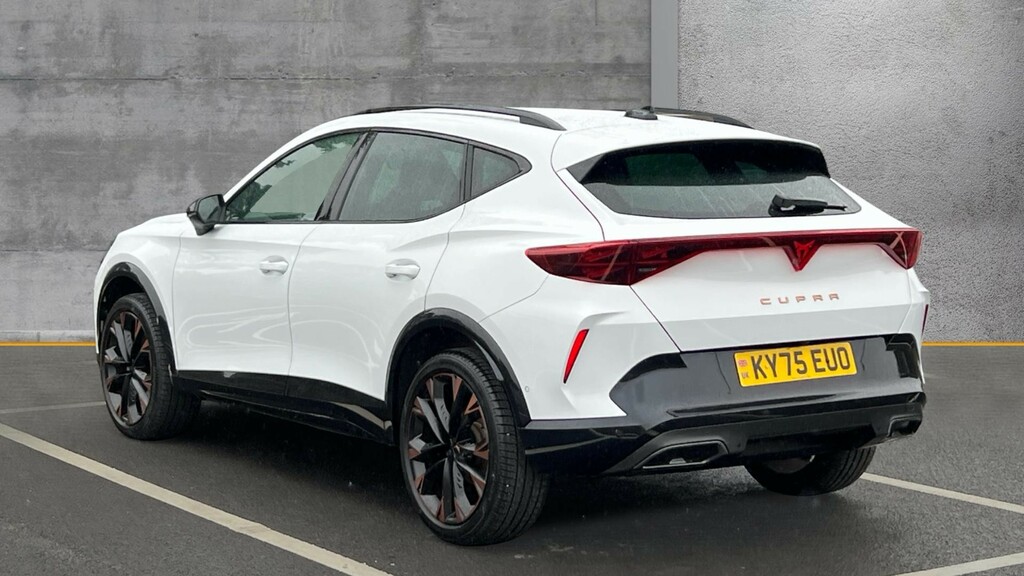 Cupra Formentor Formentor 1.5 Etsi 150 V3 Dsg KY75EUO White #3