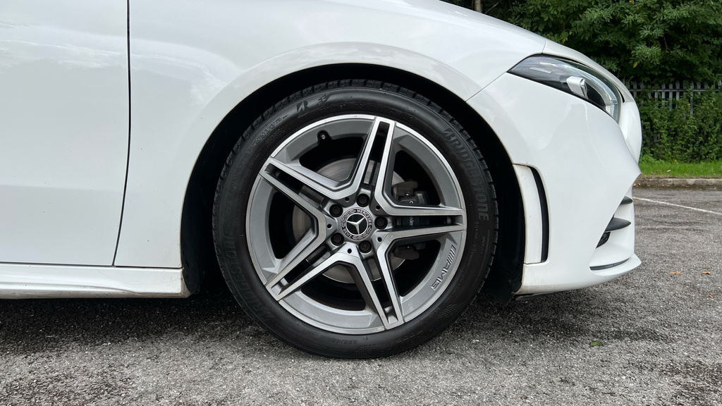 Mercedes-Benz A Class A Class A200 Amg Line LL19TXY White #5