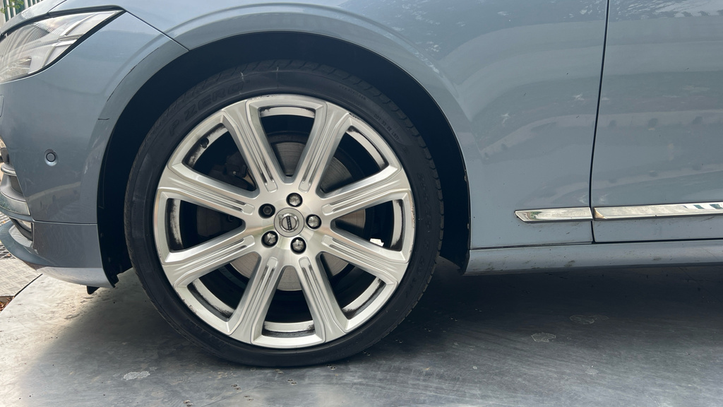 Volvo S90 2.0 D4 R-design Black #17