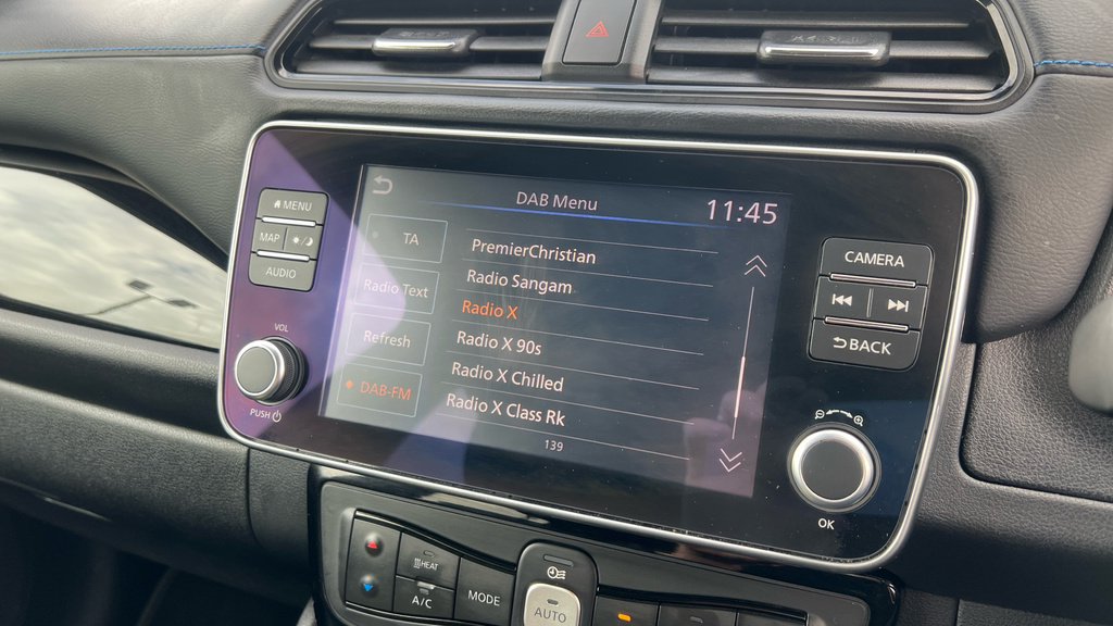 Nissan Leaf N-connecta Black #35