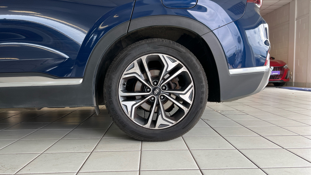 Hyundai Santa Fe Premium Silver #18