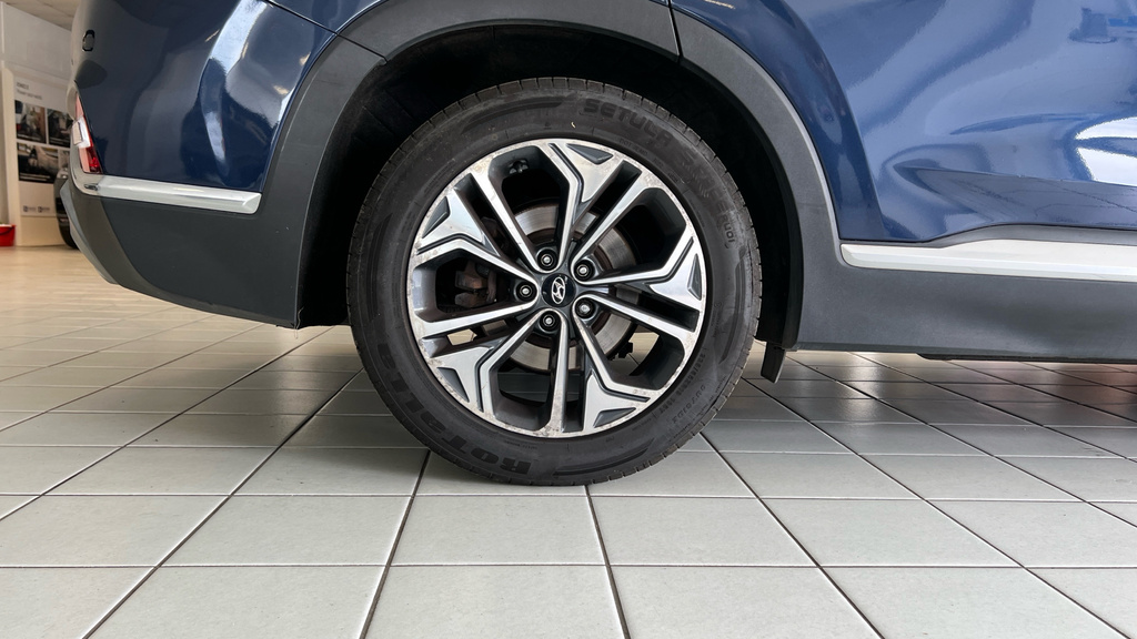 Hyundai Santa Fe Premium Silver #19