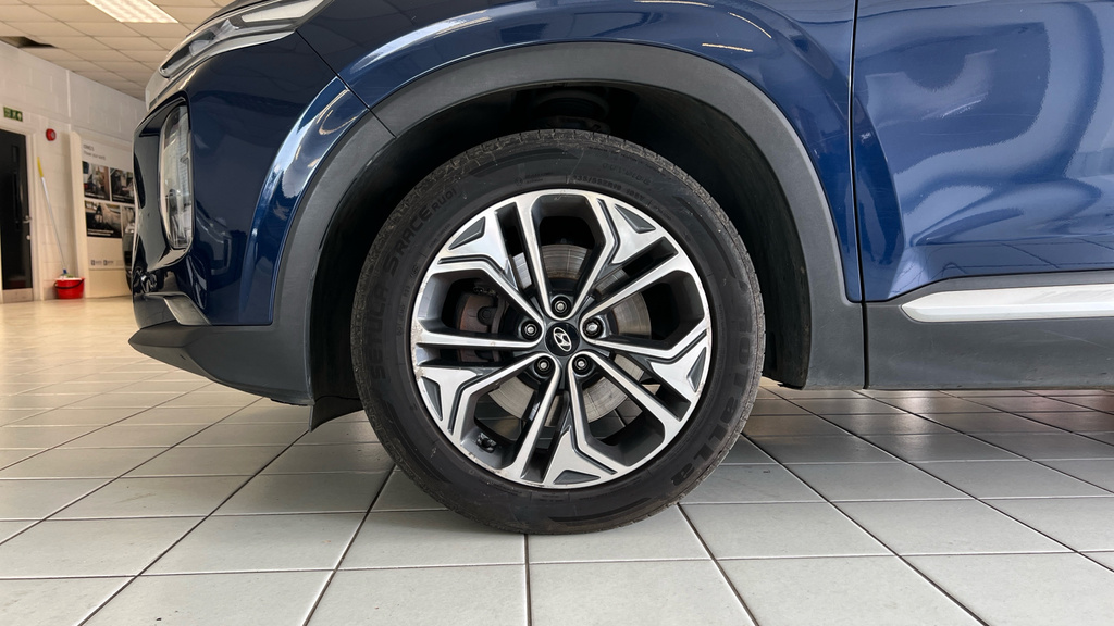 Hyundai Santa Fe Premium Silver #17