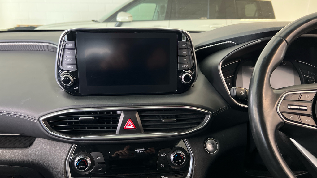 Hyundai Santa Fe Premium Silver #12