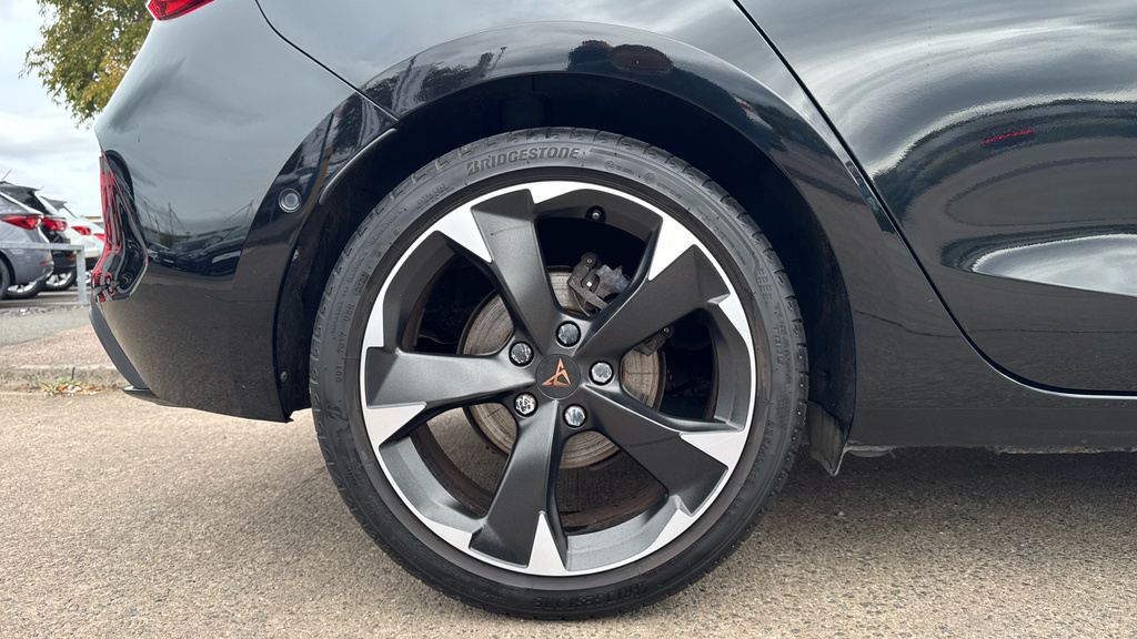 Cupra Leon Leon 1.5 Etsi V1 Dsg Black #5