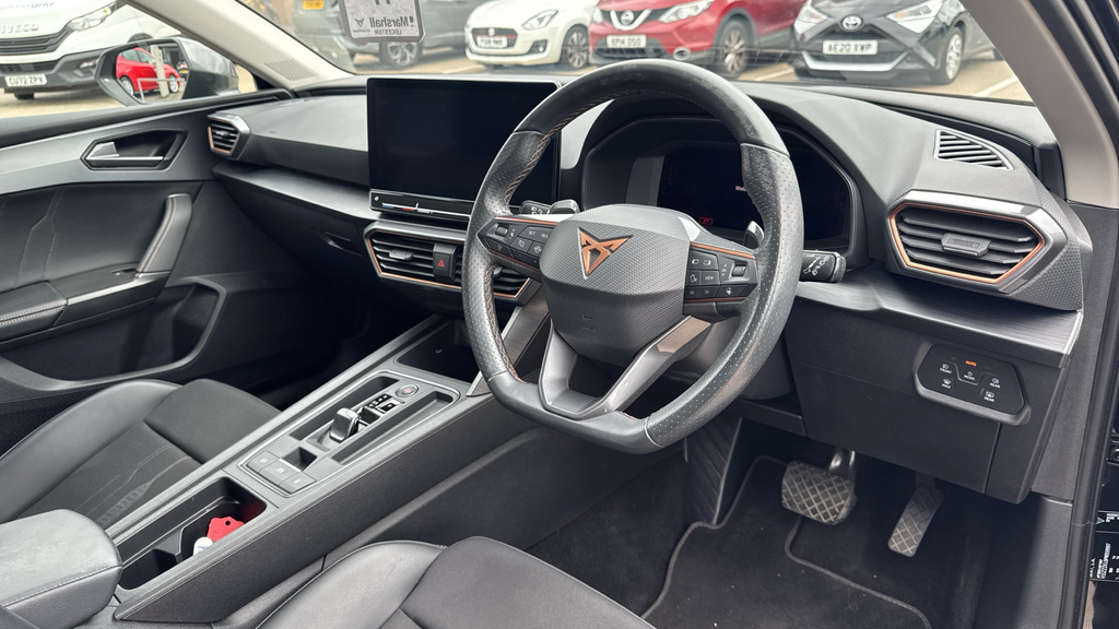 Cupra Leon Leon 1.5 Etsi V1 Dsg Black #6