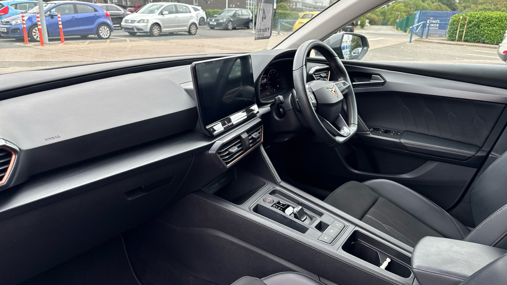 Cupra Leon Leon 1.5 Etsi V1 Dsg Black #2