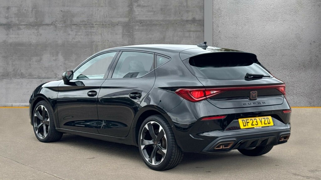 Cupra Leon Leon 1.5 Etsi V1 Dsg Black #3