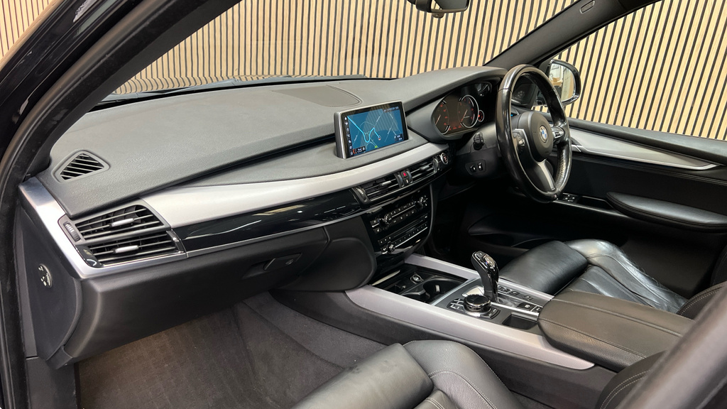 BMW X5 Suv Black #10