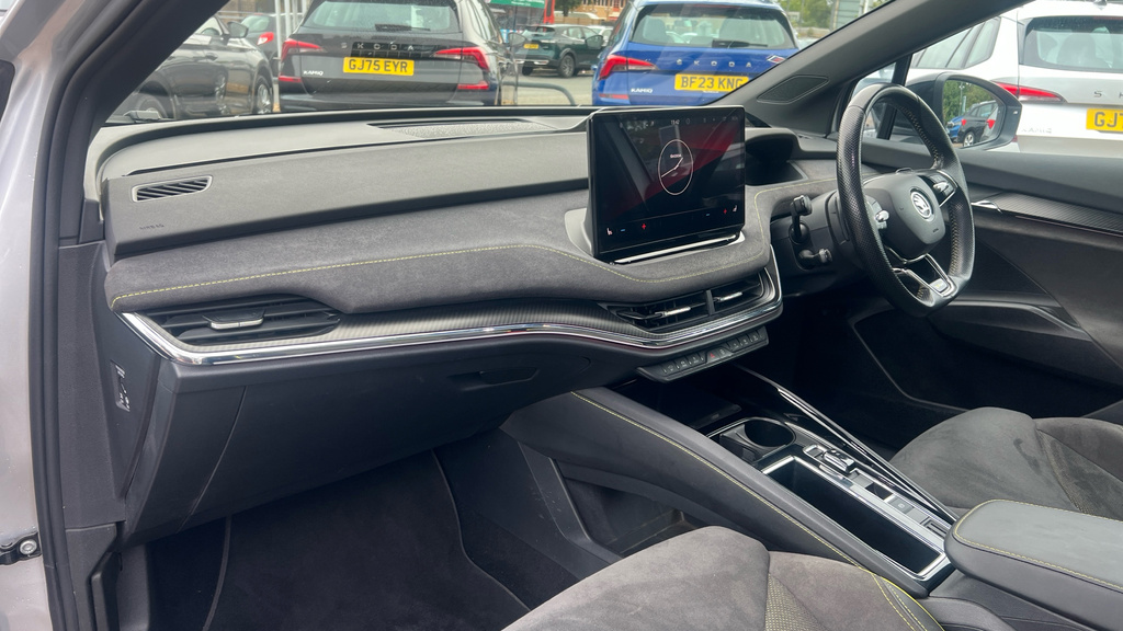 Skoda ENYAQ Enyaq 220Kw Vrs 82Kwh 4X4 Silver #2
