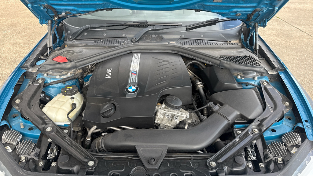 BMW M2 M240i 335 White #21