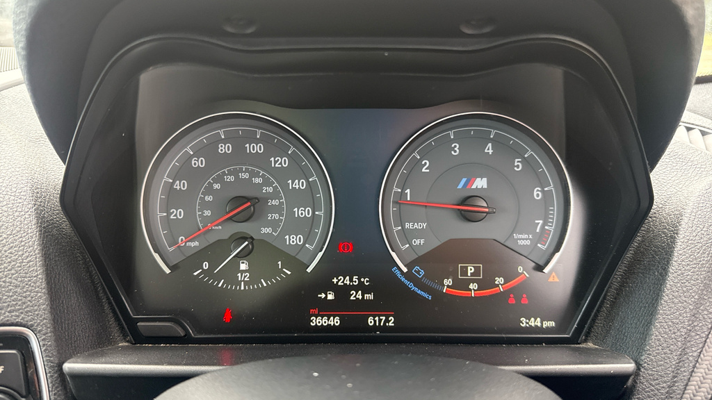 BMW M2 M240i 335 White #9