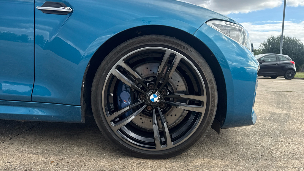 BMW M2 M240i 335 White #14