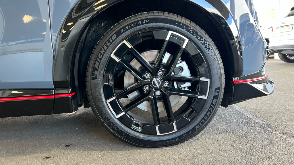 Nissan Ariya Evolve Black #22