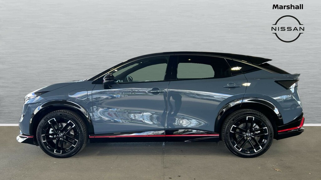 Nissan Ariya Evolve Black #12