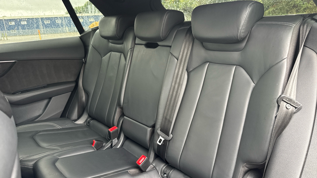 Audi Q8 3L Black Edition Black #15