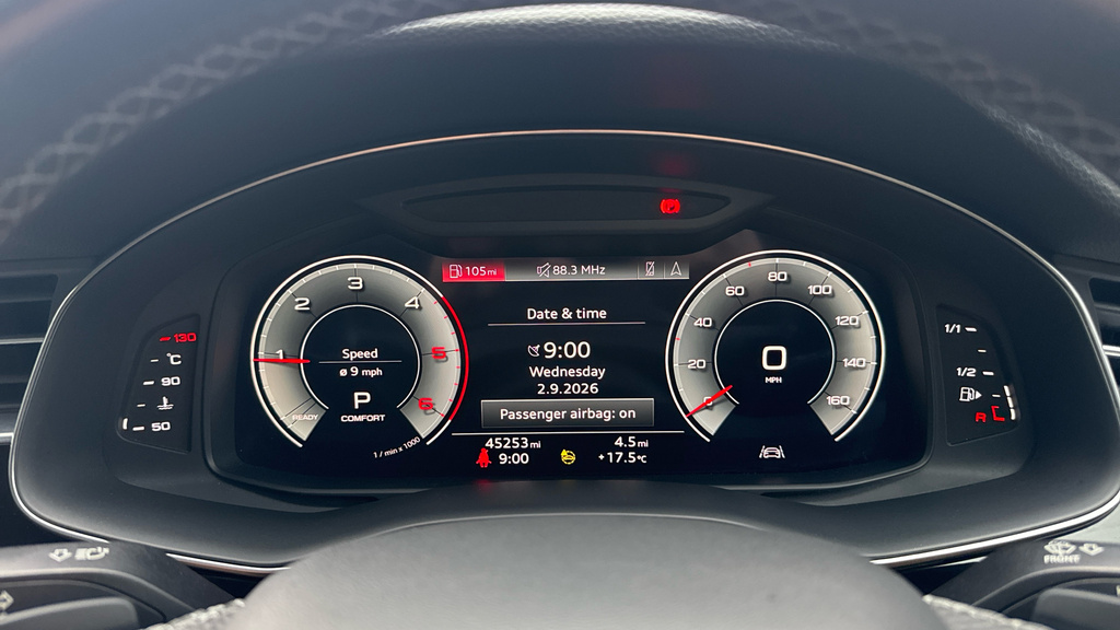 Audi Q8 3L Black Edition Black #14