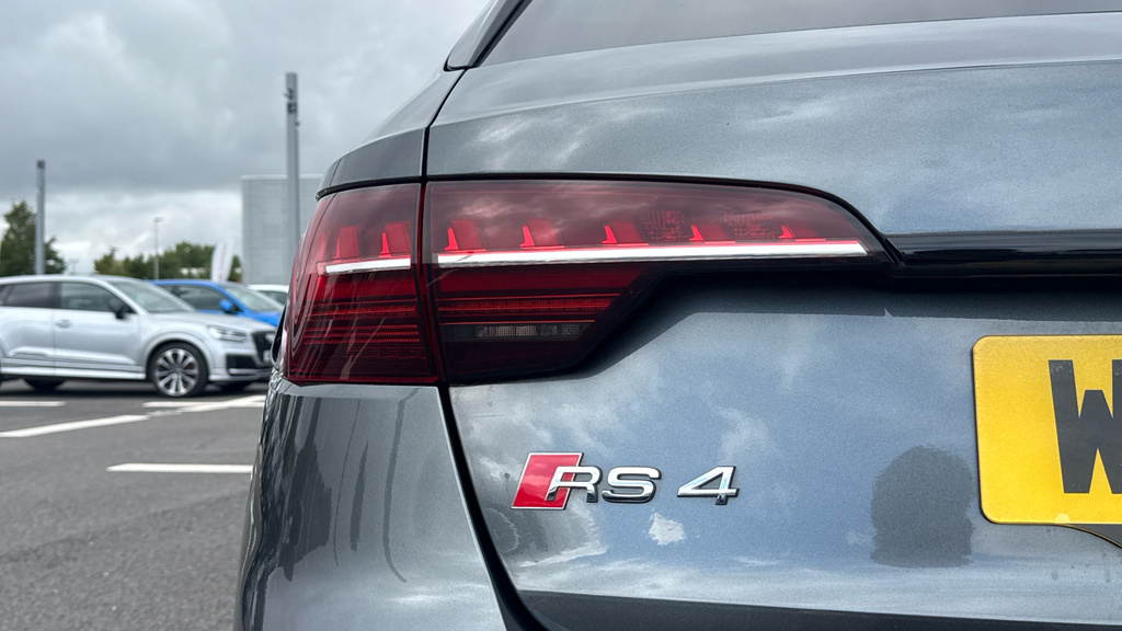 Audi RS4 Rs 4 Carbon Black Tfsi Quattro Grey #33