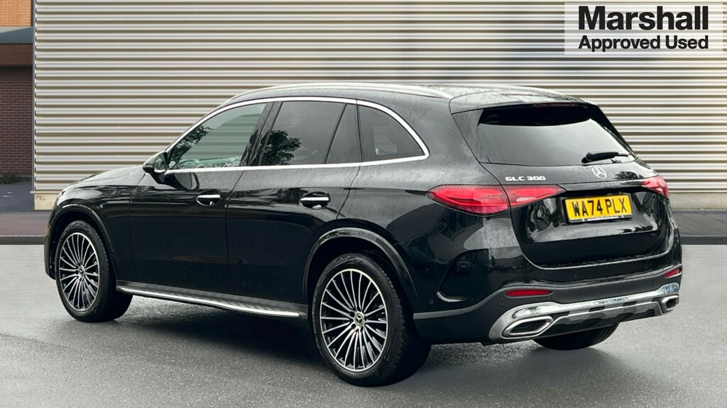 Mercedes-Benz GLC Class Glc 300 4Matic Amg Line Premium Plus 9G-tronic Black #5
