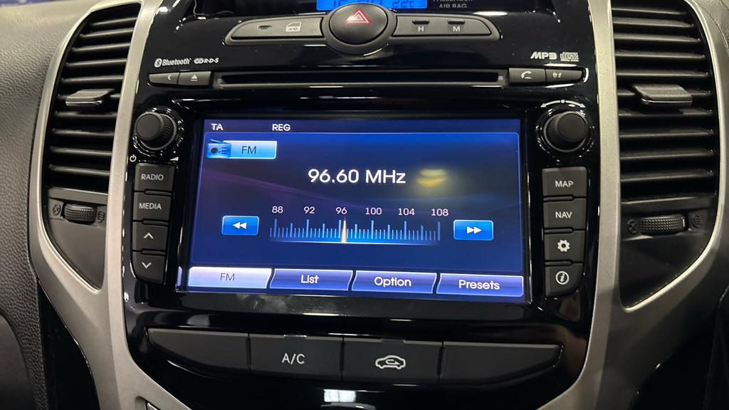 Hyundai Ix20 Se Nav Blue #35