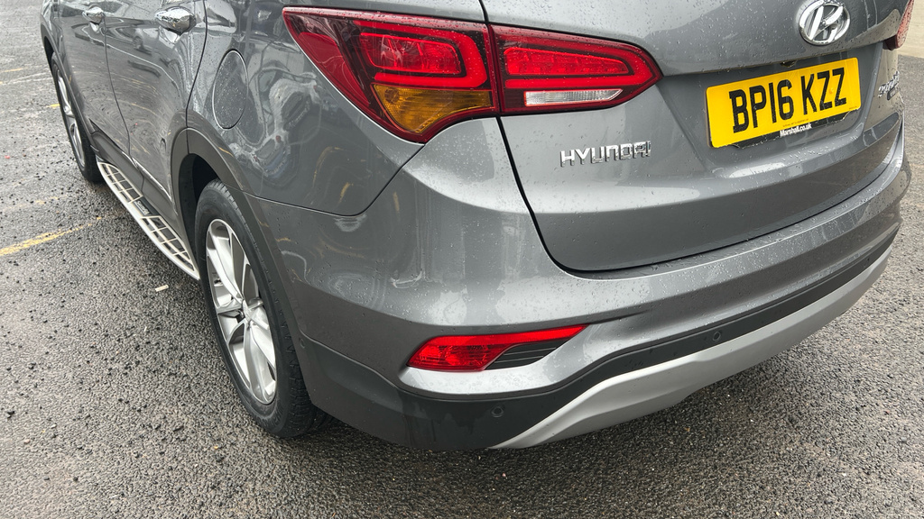 Hyundai Santa Fe Automatic Grey #37