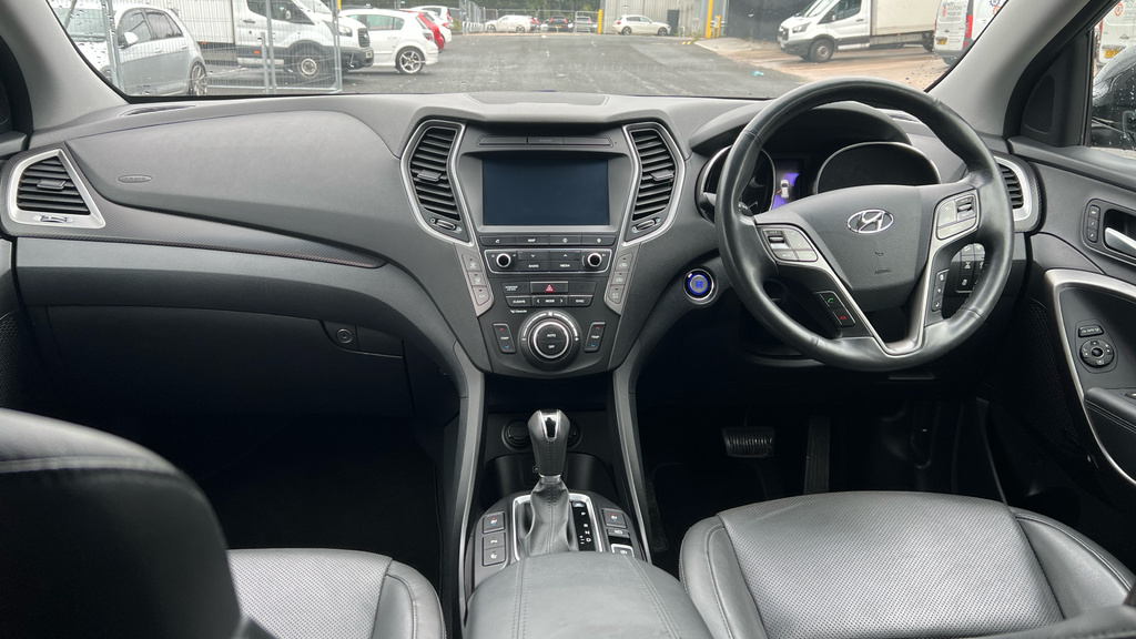 Hyundai Santa Fe Automatic Grey #11
