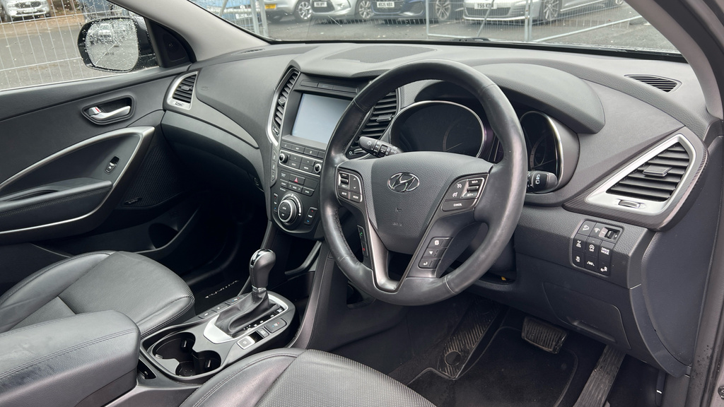 Hyundai Santa Fe Automatic Grey #9