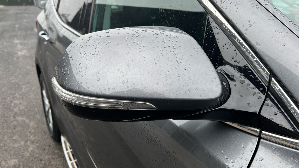 Hyundai Santa Fe Automatic Grey #34