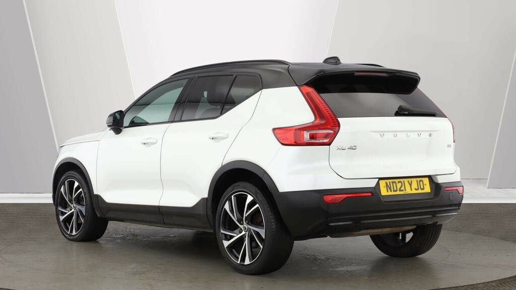 Volvo XC40 Xc40 2.0 B4p R Design Pro White #3