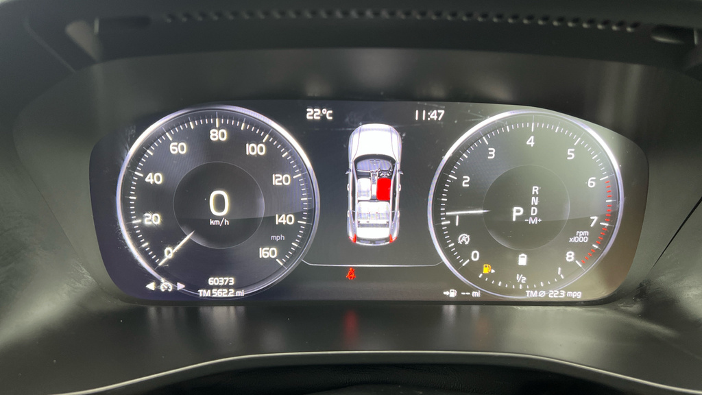 Volvo XC40 R-design, T3 Black #9